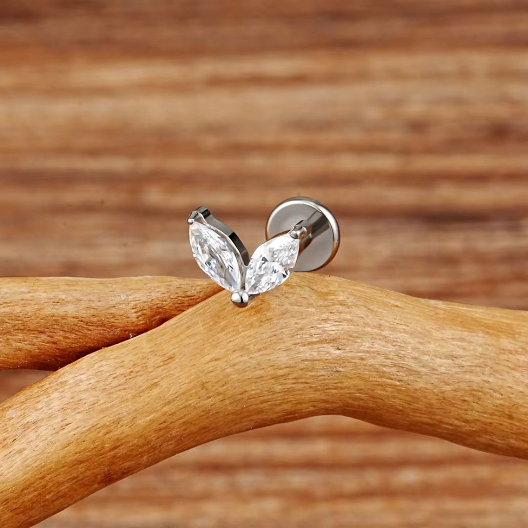 Titanium 2 Petals Threaded Labret