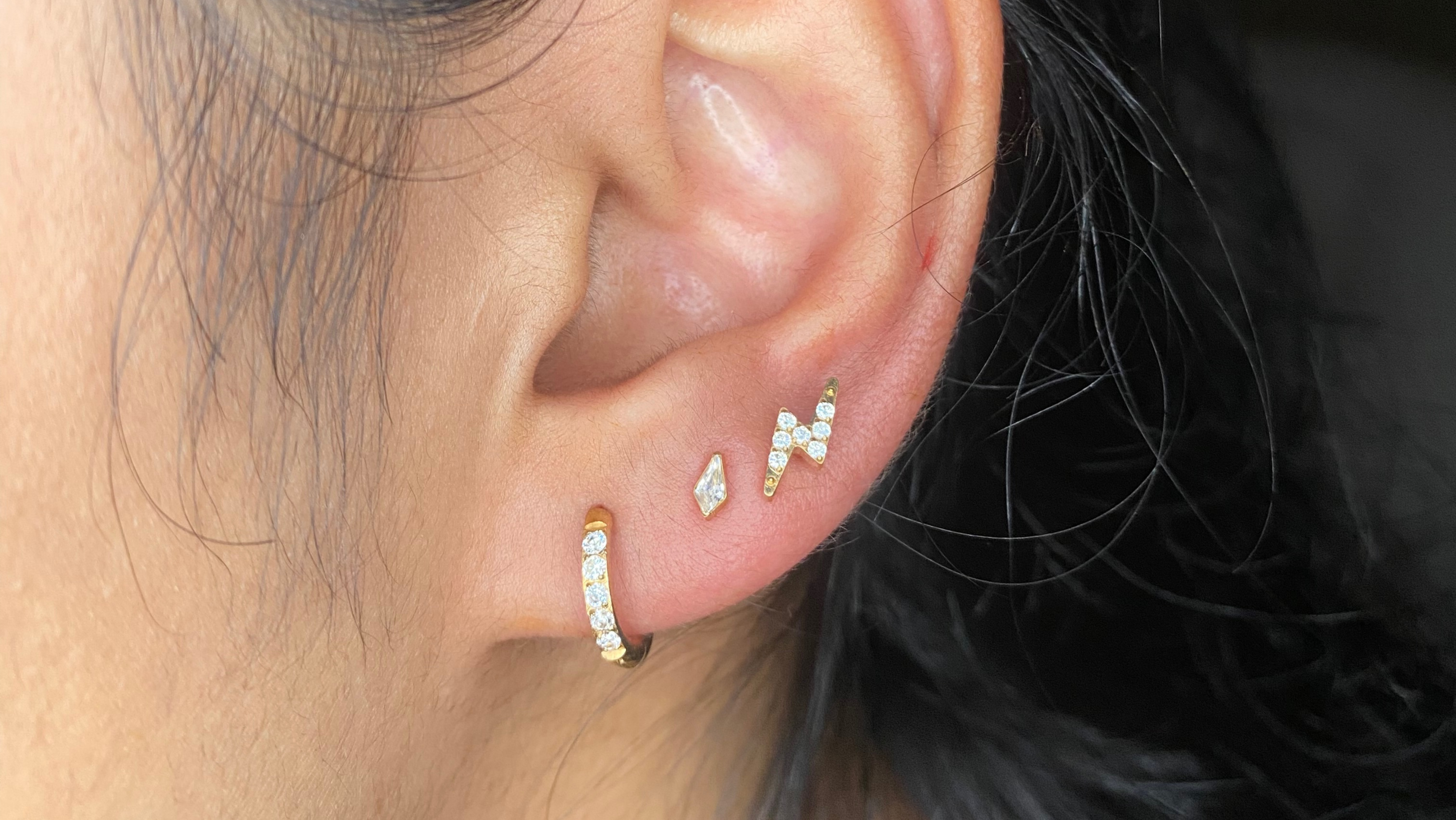 EVERYTHING YOU NEED TO KNOW ABOUT LOBE PIERCING