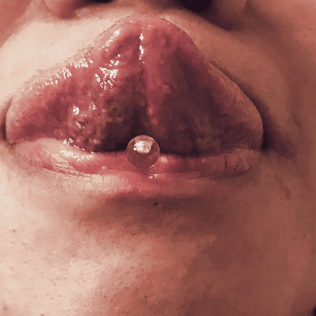 tongue piercing at dauphyne
